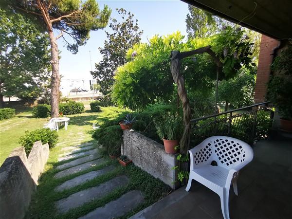 casa indipendente in vendita a Ravenna in zona San Romualdo