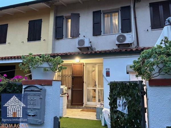 casa indipendente in vendita a Ravenna in zona Lido Adriano