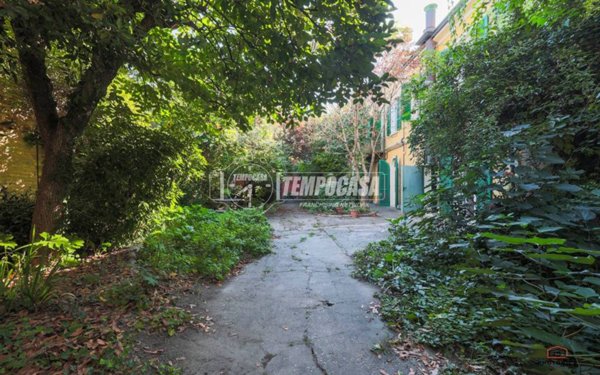 casa indipendente in vendita a Ravenna in zona Centro Storico