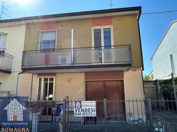 casa indipendente in vendita a Ravenna in zona Centro Storico