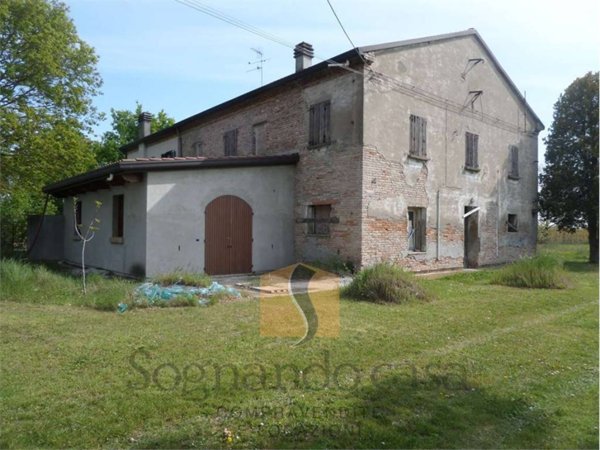 casa indipendente in vendita a Ravenna in zona Sant'Alberto