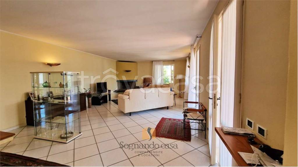 casa indipendente in vendita a Ravenna in zona Borgo Montone
