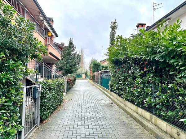 appartamento in vendita a Ravenna in zona Marina Romea