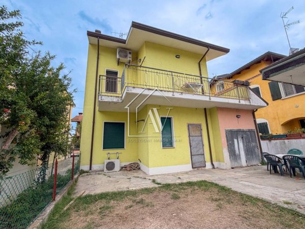 appartamento in vendita a Ravenna in zona Porto Fuori