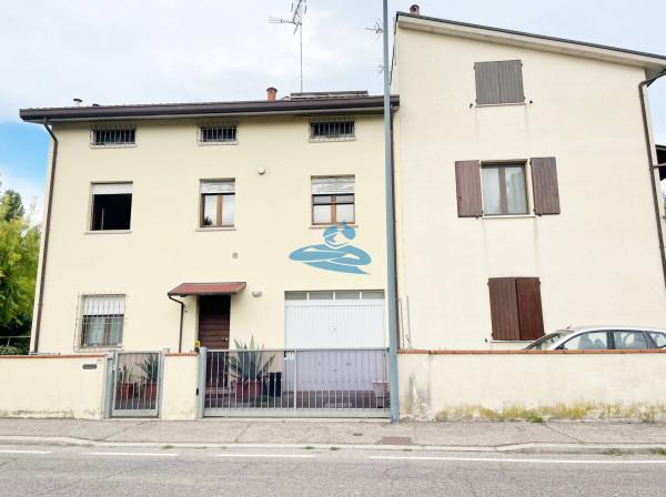 casa indipendente in vendita a Ravenna in zona Centro Storico