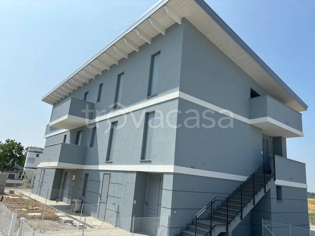 appartamento in vendita a Ravenna in zona Lido di Classe
