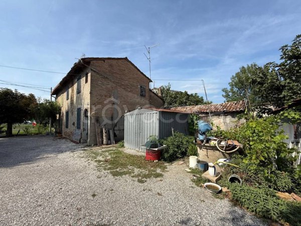 bifamiliare in vendita a Ravenna in zona San Pietro in Campiano