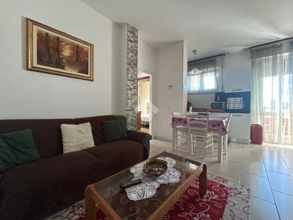 appartamento in vendita a Ravenna in zona Lido Adriano