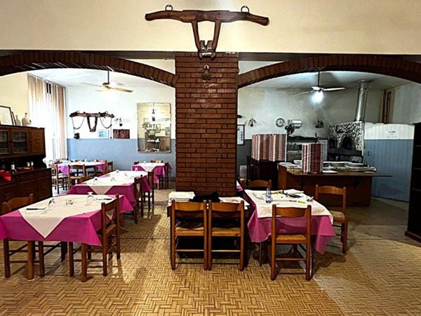 negozio in vendita a Ravenna in zona San Pietro in Vincoli