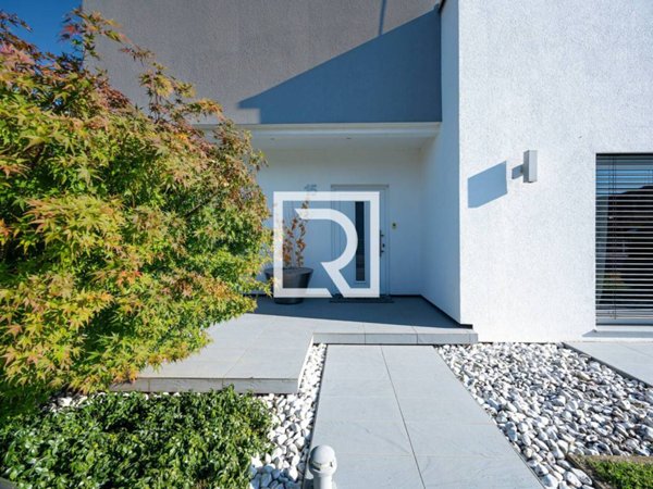 casa indipendente in vendita a Ravenna in zona Roncalceci
