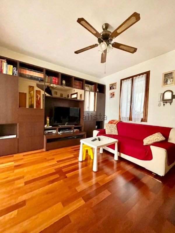 casa indipendente in vendita a Ravenna in zona San Marco