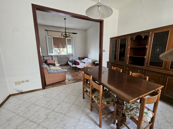 casa indipendente in vendita a Ravenna