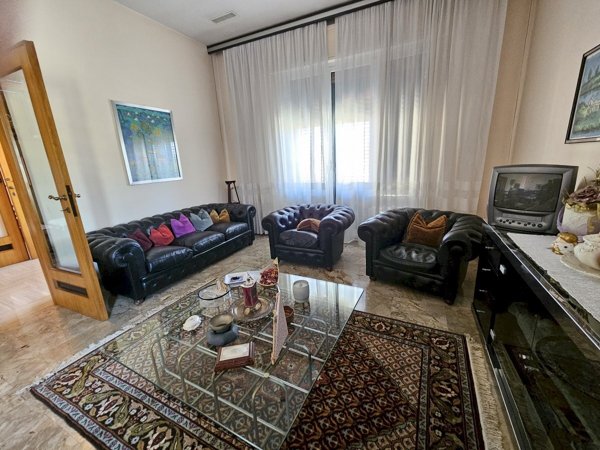 casa indipendente in vendita a Ravenna