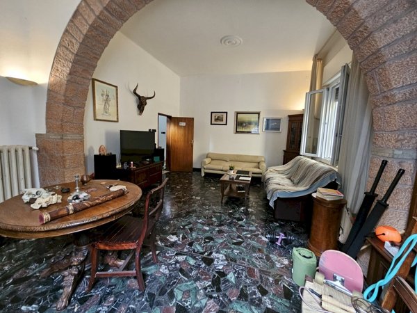 casa indipendente in vendita a Ravenna