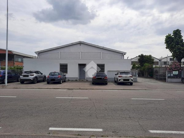 locale di sgombero in vendita a Ravenna