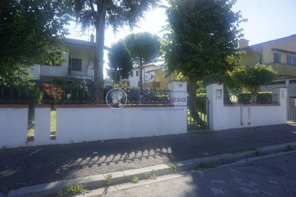 casa indipendente in vendita a Ravenna in zona Lido Adriano