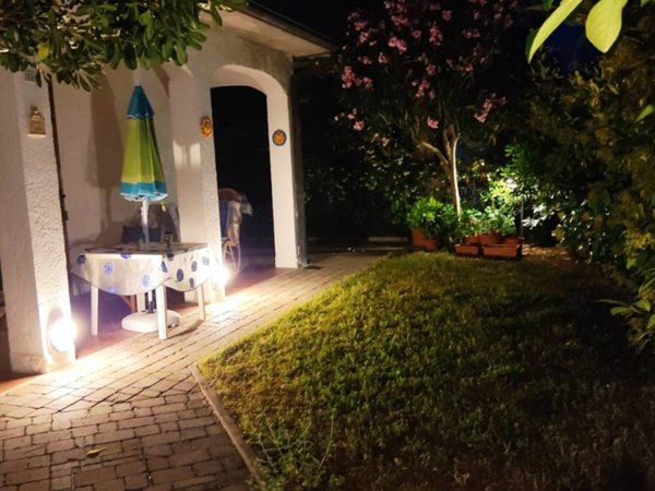 casa indipendente in vendita a Ravenna in zona Marina Romea