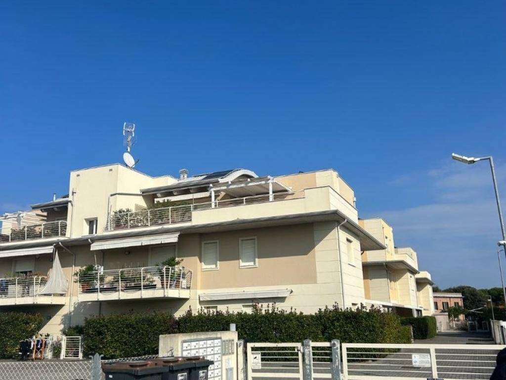 appartamento in vendita a Ravenna in zona Punta Marina Terme