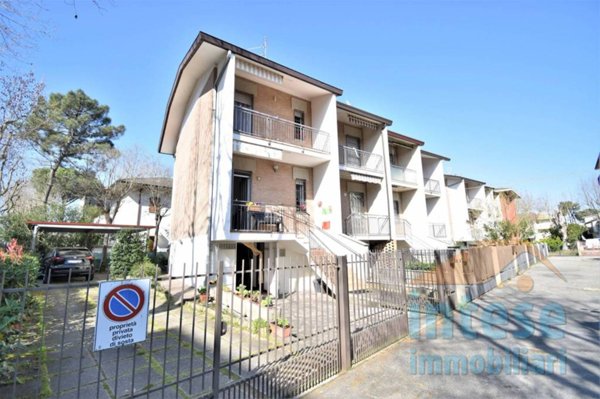 casa indipendente in vendita a Ravenna in zona Lido di Savio