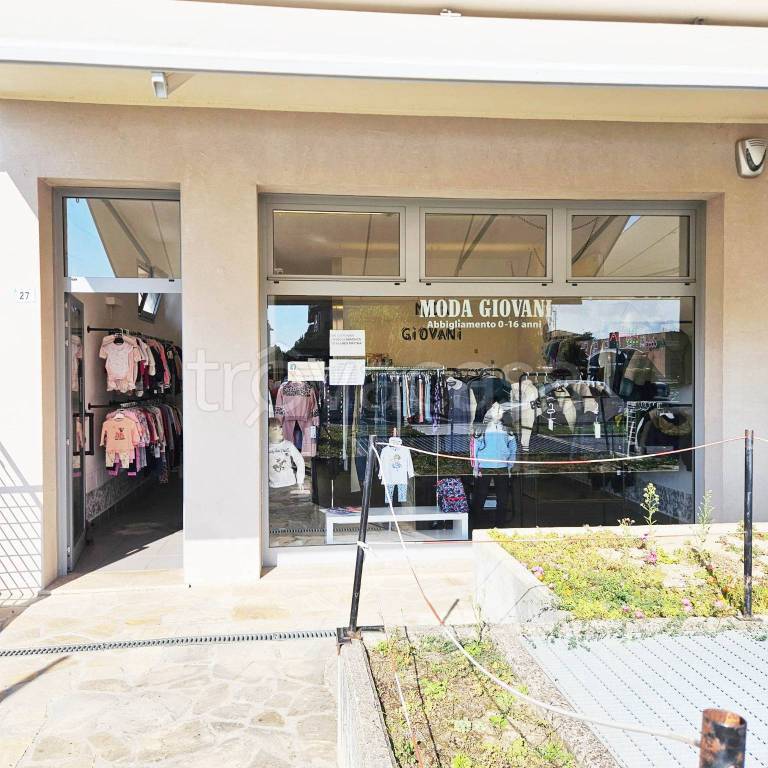negozio in vendita a Ravenna in zona Mezzano