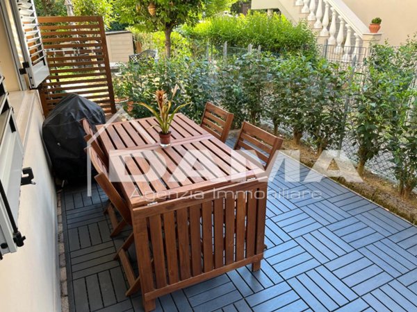 casa indipendente in vendita a Ravenna in zona Ragone