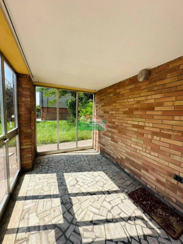 casa indipendente in vendita a Ravenna in zona Classe