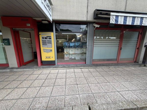 negozio in vendita a Ravenna