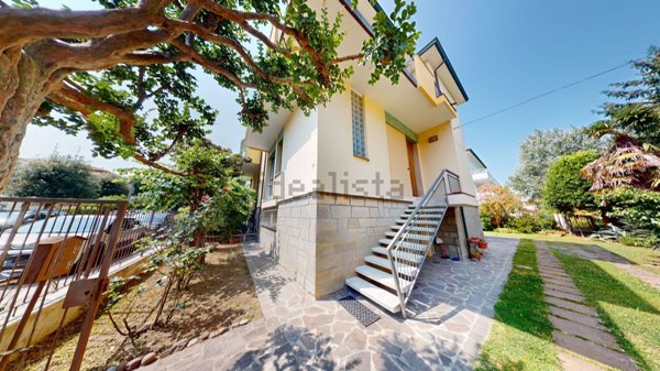 casa indipendente in vendita a Ravenna