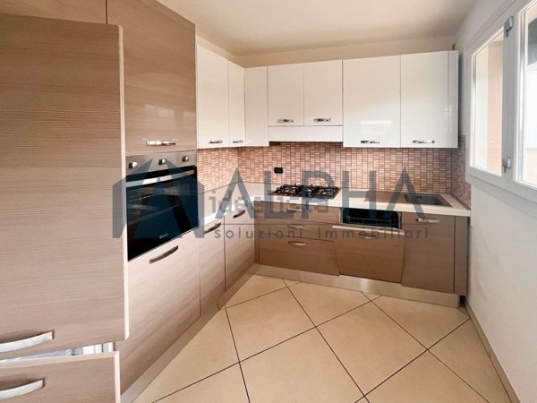 casa indipendente in vendita a Ravenna in zona Fornace Zarattini