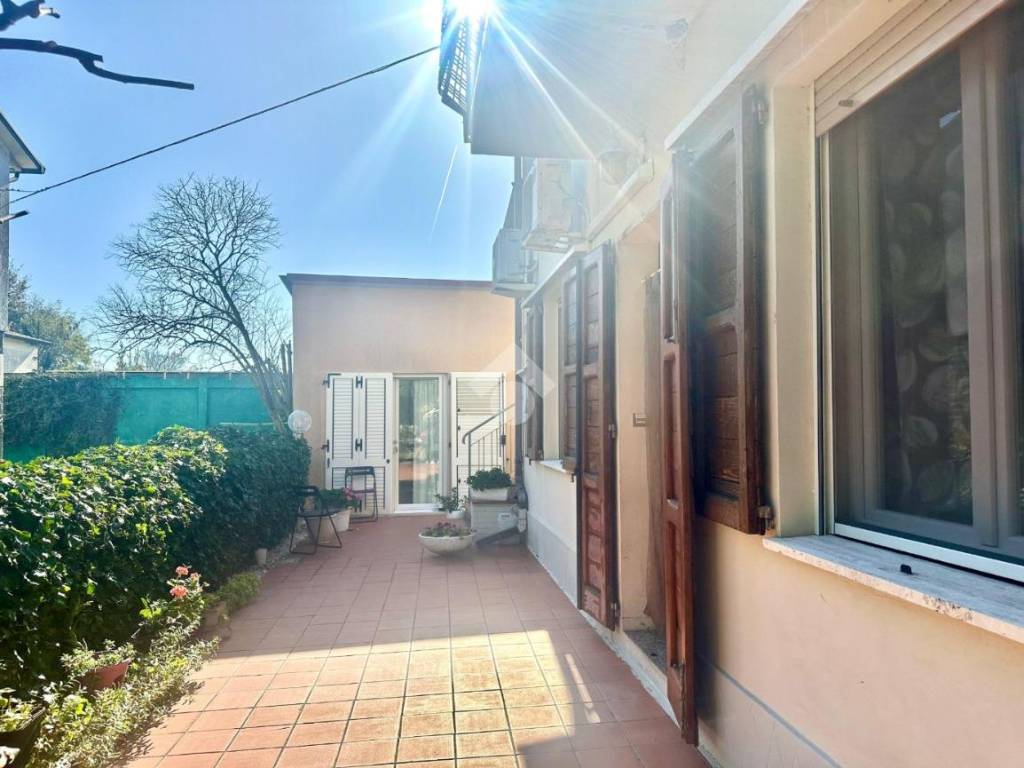 appartamento in vendita a Ravenna in zona Punta Marina Terme