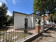 casa indipendente in vendita a Ravenna in zona Castiglione di Ravenna