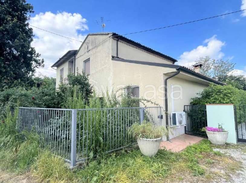 casa indipendente in vendita a Ravenna in zona Santerno