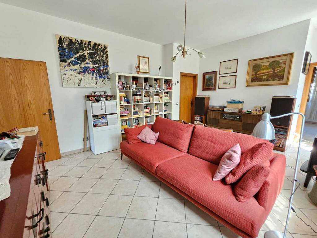 casa indipendente in vendita a Ravenna in zona Borgo Montone