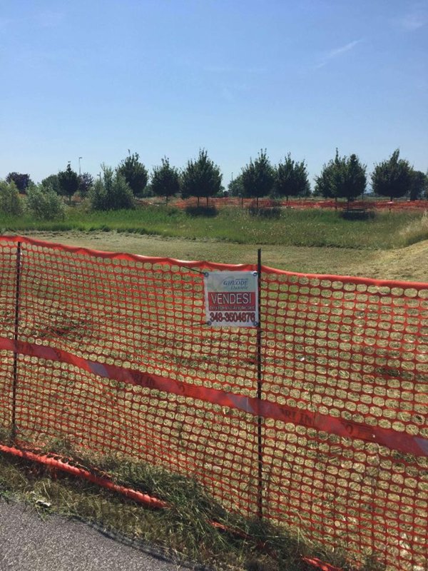 terreno edificabile in vendita a Ravenna in zona Savarna / Conventello