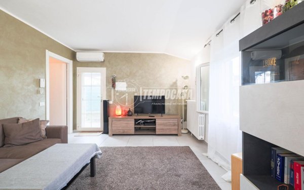 casa indipendente in vendita a Ravenna in zona Castiglione di Ravenna