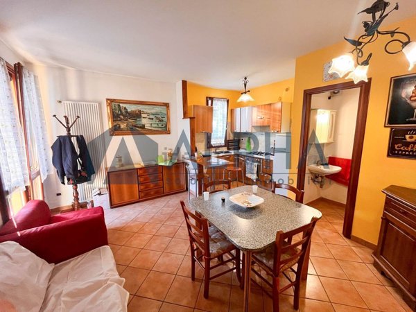 casa indipendente in vendita a Ravenna in zona Fosso Ghiaia