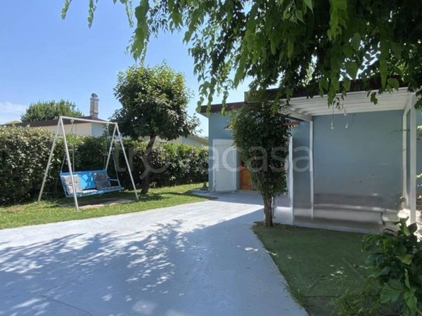 casa indipendente in vendita a Ravenna in zona Piangipane