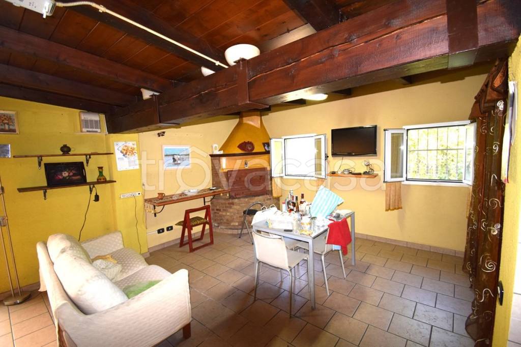 casa indipendente in vendita a Ravenna in zona Roncalceci