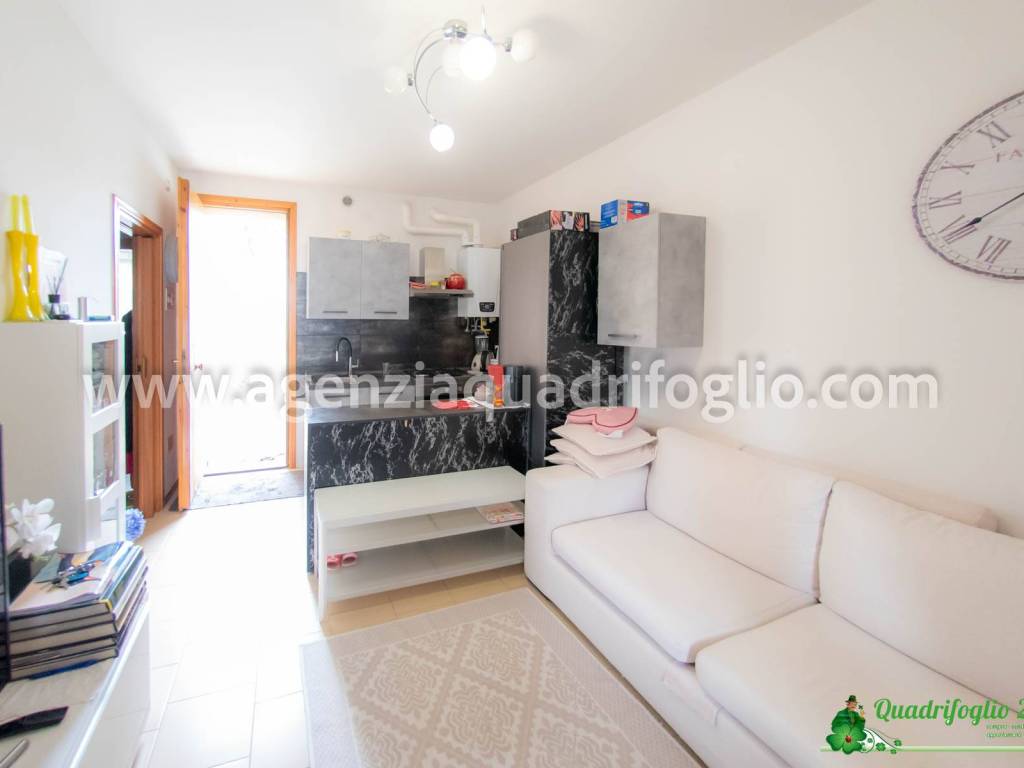 casa indipendente in vendita a Ravenna