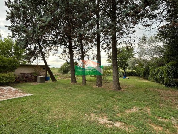 casa indipendente in vendita a Ravenna