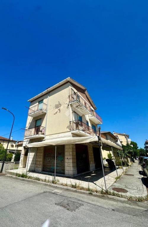 appartamento in vendita a Ravenna in zona Punta Marina Terme