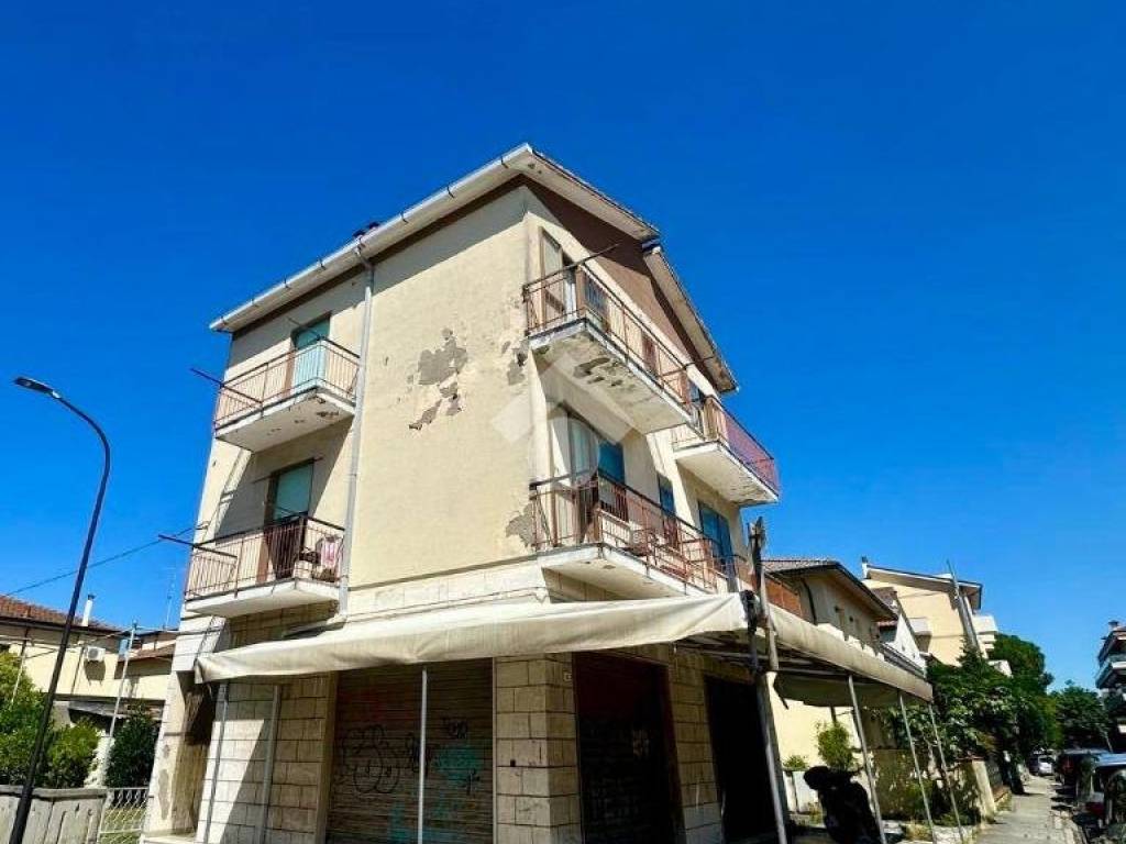 appartamento in vendita a Ravenna in zona Punta Marina Terme