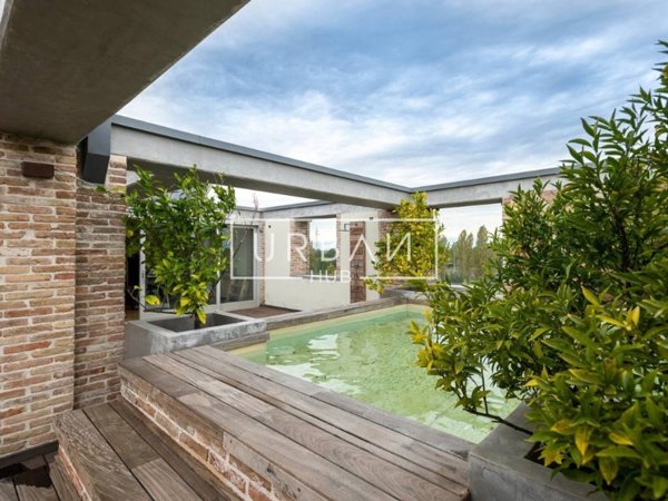 casa indipendente in vendita a Ravenna