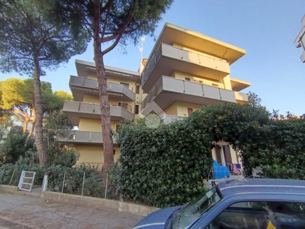 appartamento in vendita a Ravenna in zona Lido Adriano