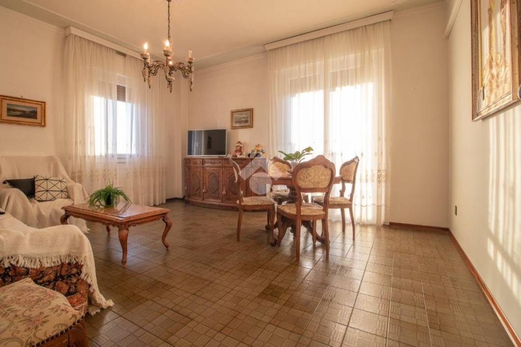 appartamento in vendita a Ravenna in zona Centro Storico