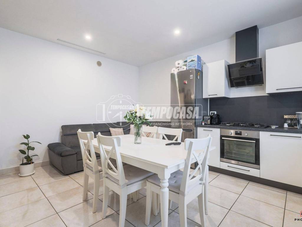 appartamento in vendita a Ravenna in zona Roncalceci