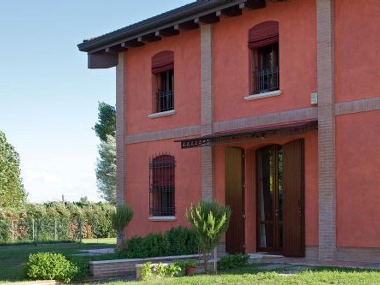 casa indipendente in vendita a Ravenna in zona San Michele
