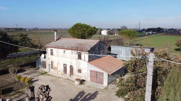 quadrivano in vendita a Ravenna in zona Casemurate