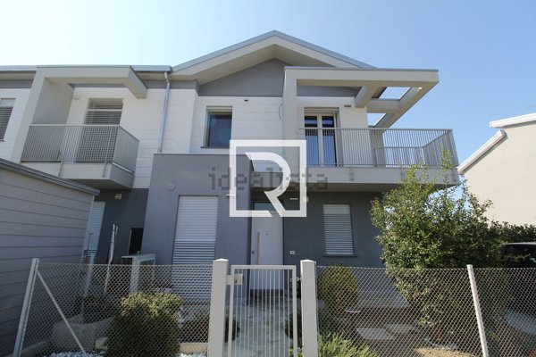 casa indipendente in vendita a Ravenna in zona Ponte Nuovo