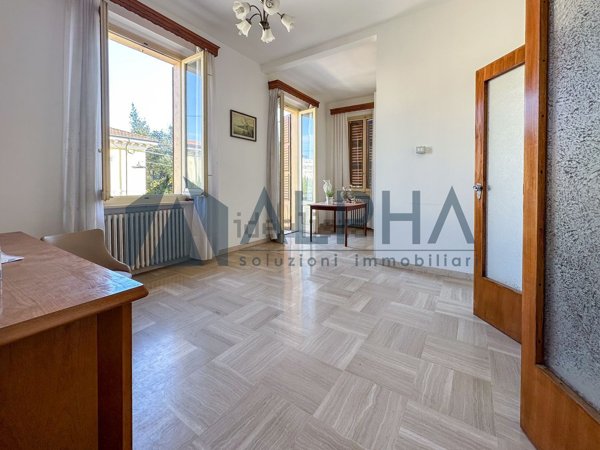 casa indipendente in vendita a Ravenna in zona Centro Storico